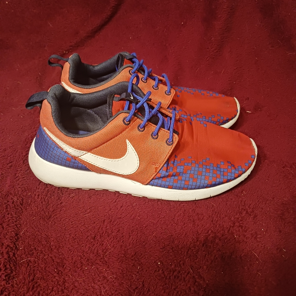 Nike women running shoes 6.5y